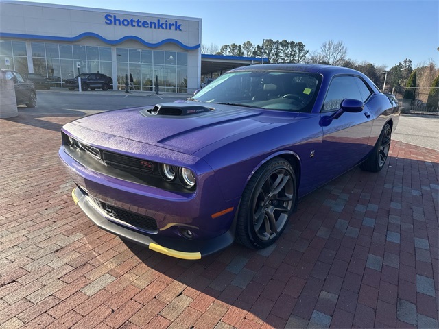 2023 Dodge Challenger R/T's photo