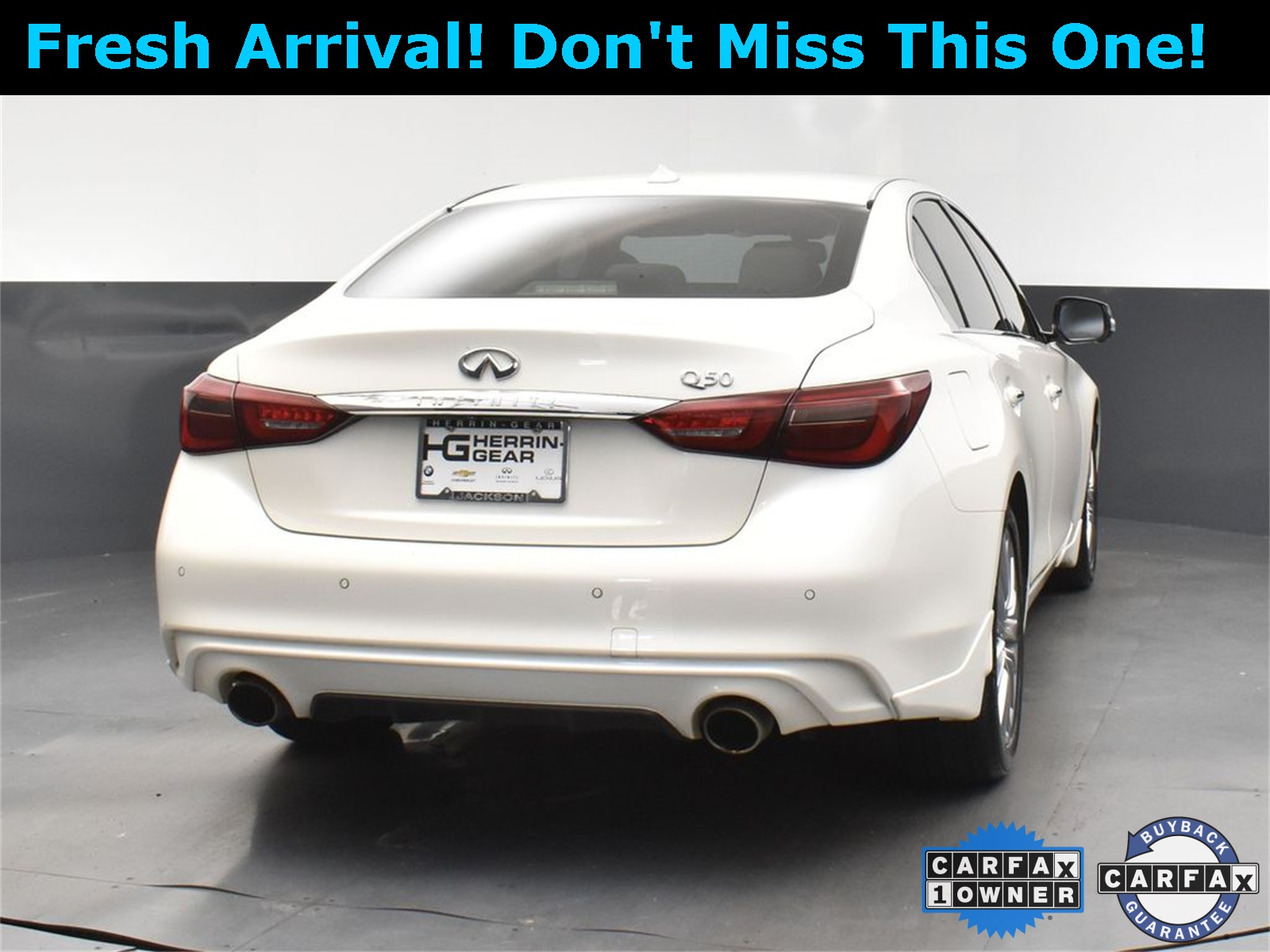 2022 Majestic White INFINITI Q50 LUXE RWD Sedan