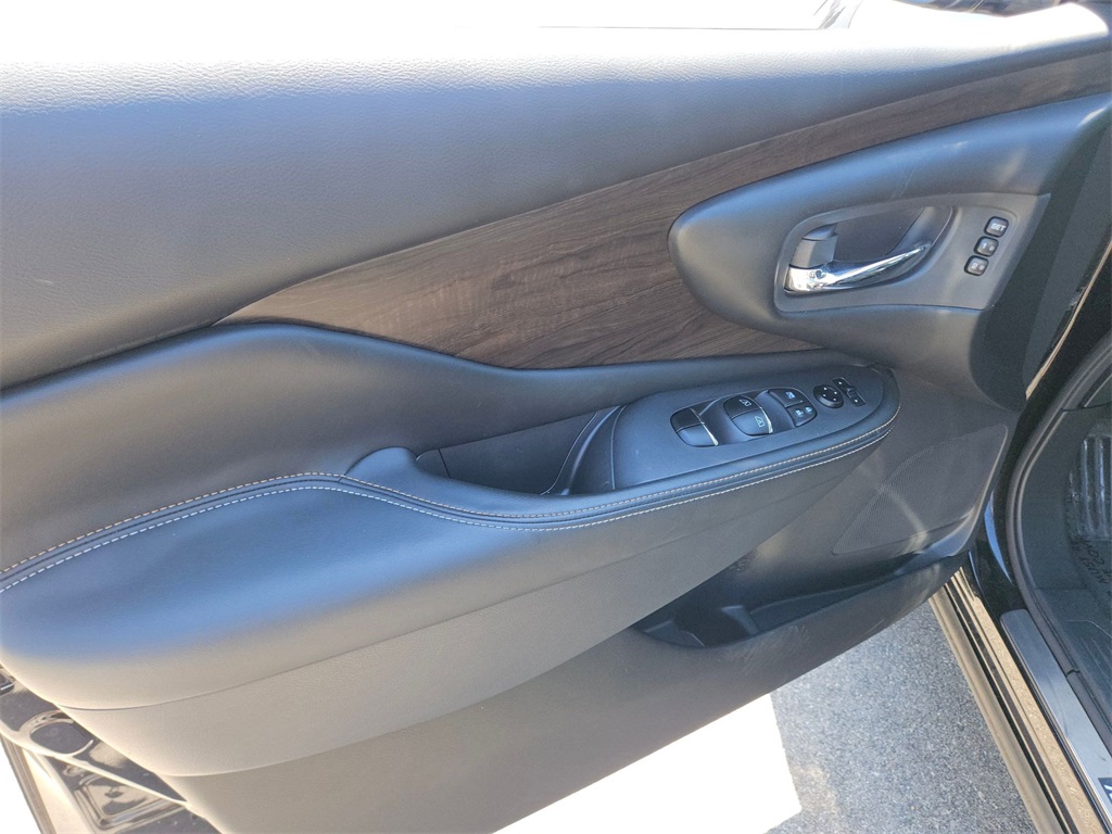 2021 Nissan Murano Platinum photo 12