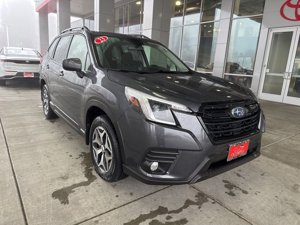 2023 Subaru Forester Premium
