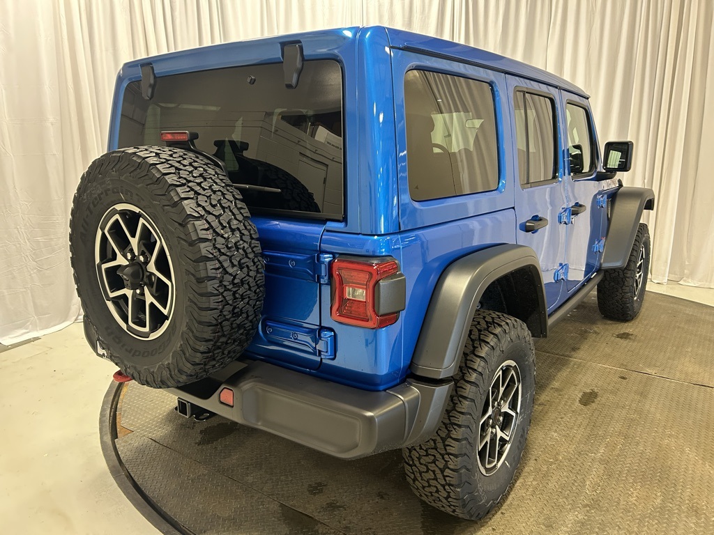 new 2026 Jeep Wrangler car, priced at $58,085