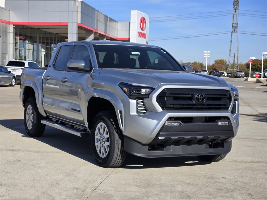 2025 Toyota Tacoma SR5 Double Cab photo 2