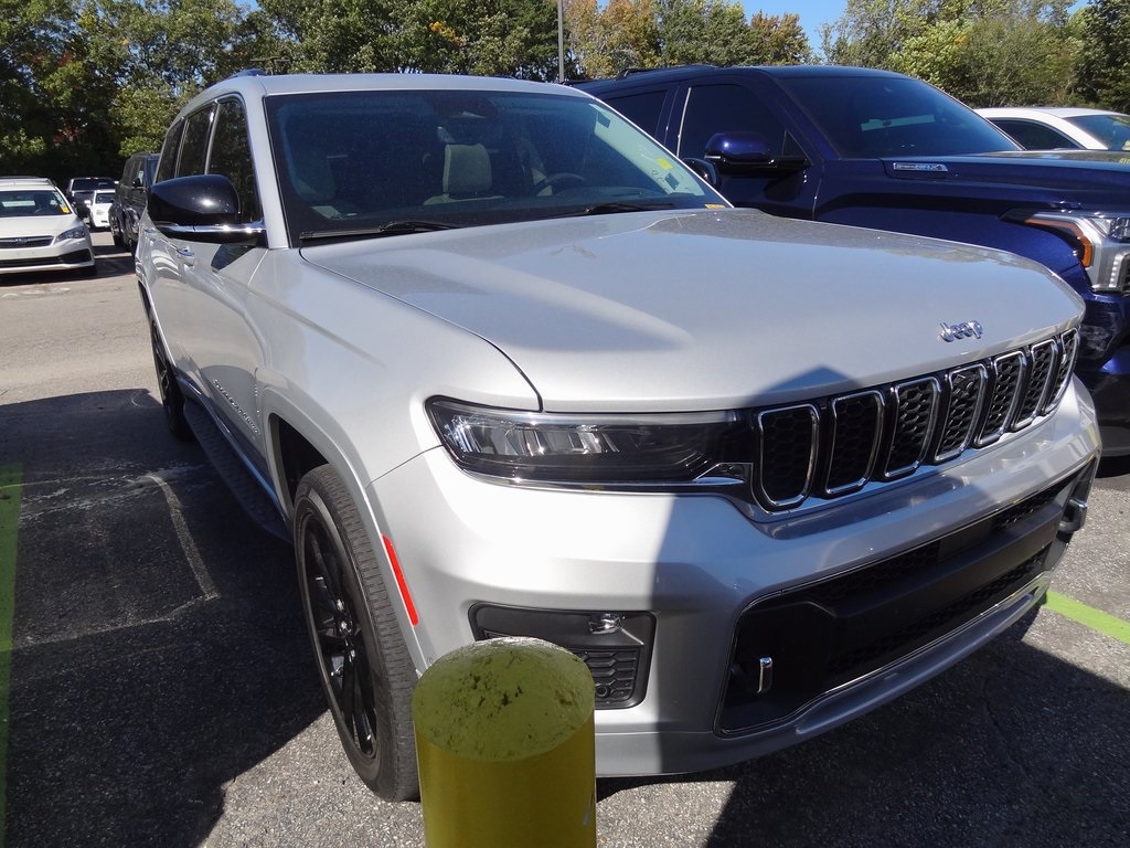 2021 Jeep Grand Cherokee L Overland's photo