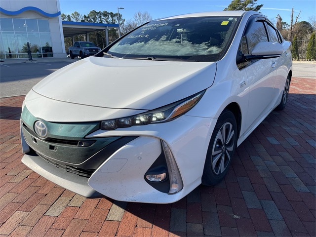 2019 Toyota Prius Prime Advanced's photo