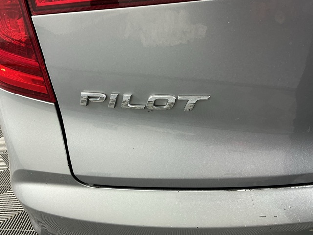 used 2017 Honda Pilot car, priced at $14,355