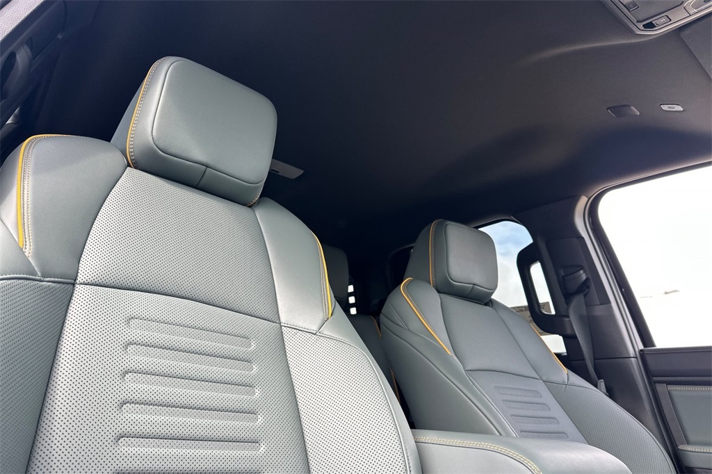 2025 Toyota Tacoma Trailhunter Double Cab photo 16