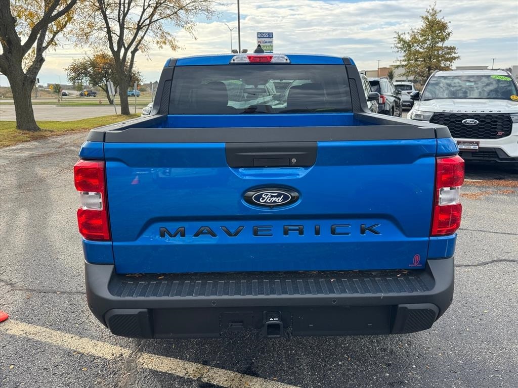 2025 Ford Maverick XLT photo 4