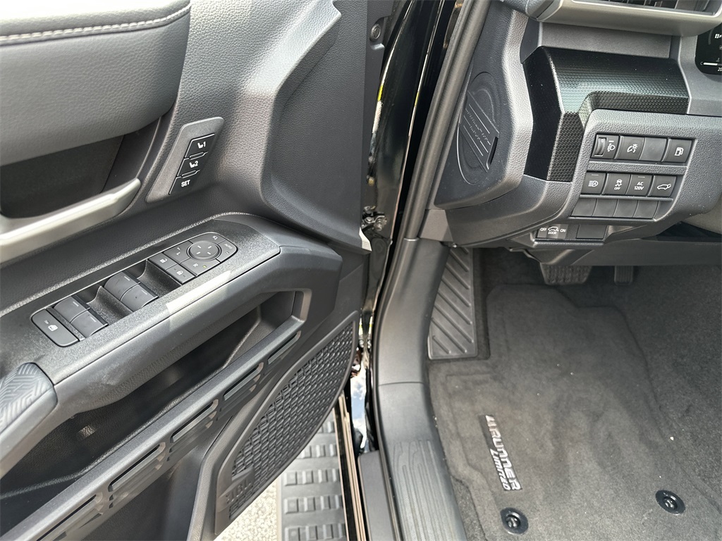 New 2025 Toyota 4Runner SUV