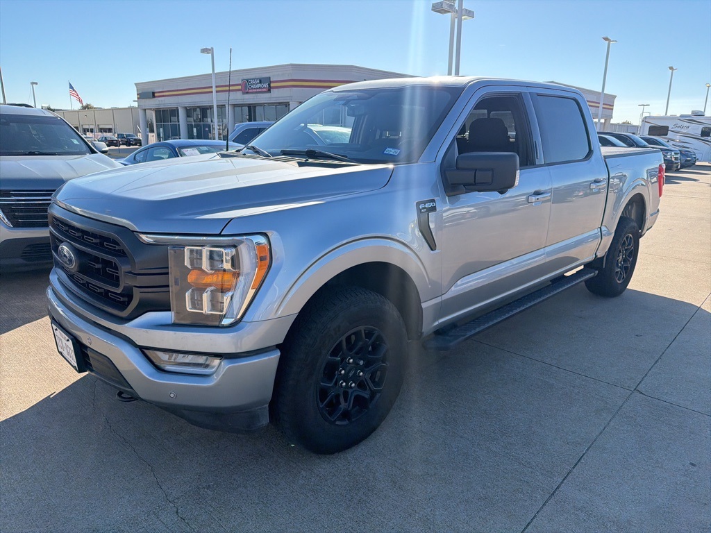 2023 Ford F-150 XLT's photo