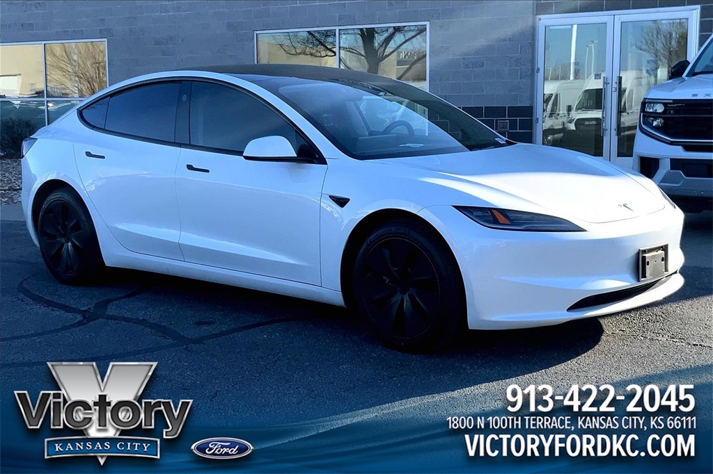 2024 Tesla Model 3 Base's photo