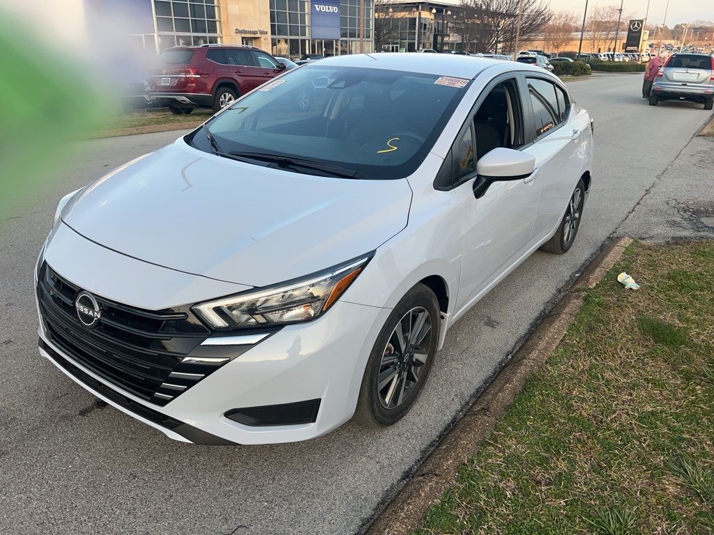 2025 Nissan Versa 