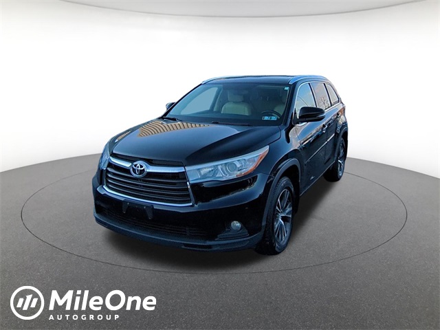 used 2016 Toyota Highlander car, priced at $18,811