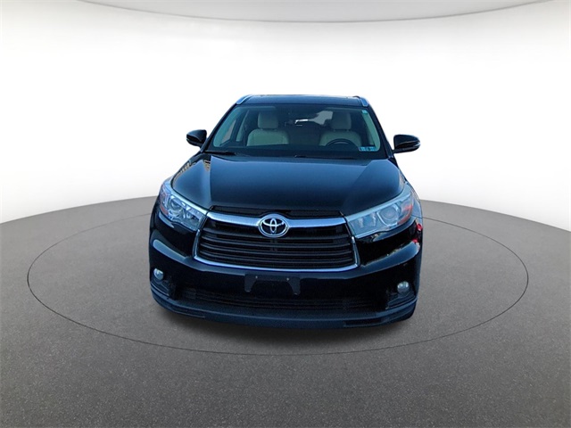 used 2016 Toyota Highlander car, priced at $18,811