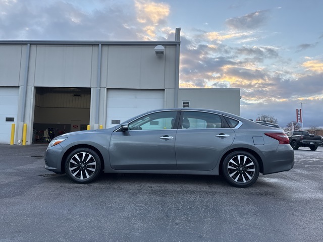 Used 2018 Nissan Altima SL with VIN 1N4AL3APXJC152219 for sale in Chester, VA