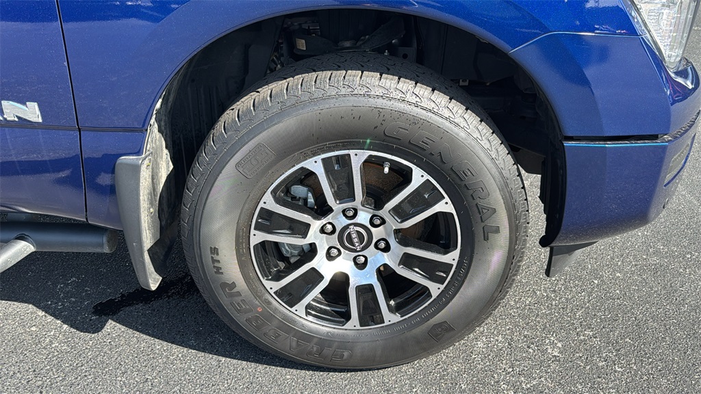 2024 Deep Blue Pearl Nissan Titan SV 4X4 Truck