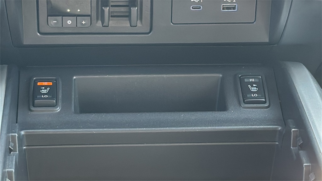 2024 Deep Blue Pearl Nissan Titan SV 4X4 Truck