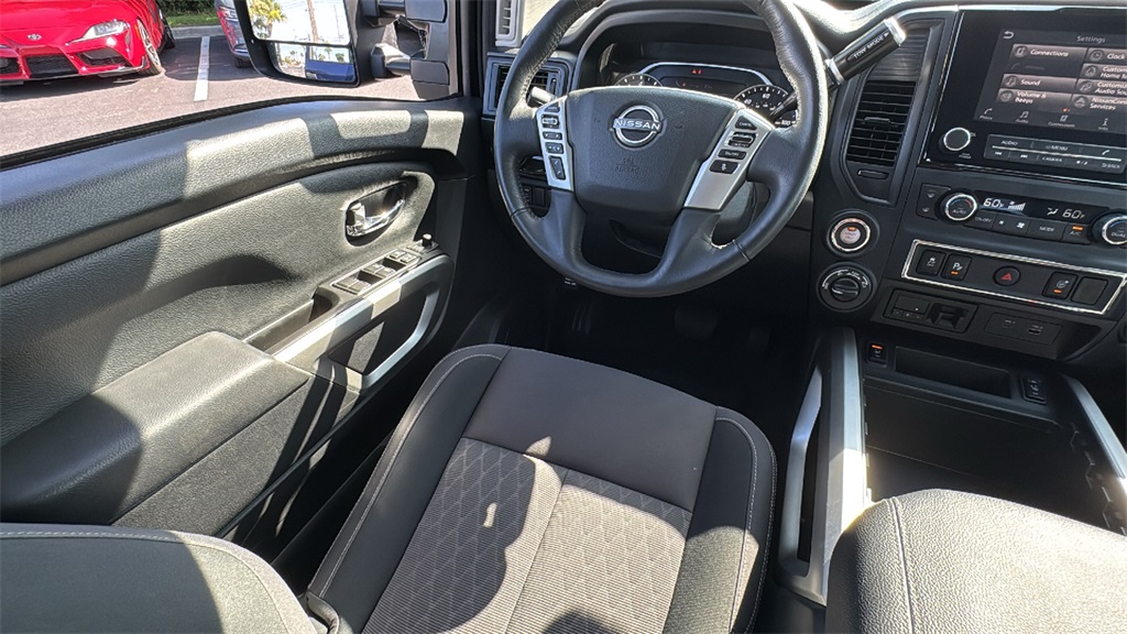 2024 Deep Blue Pearl Nissan Titan SV 4X4 Truck