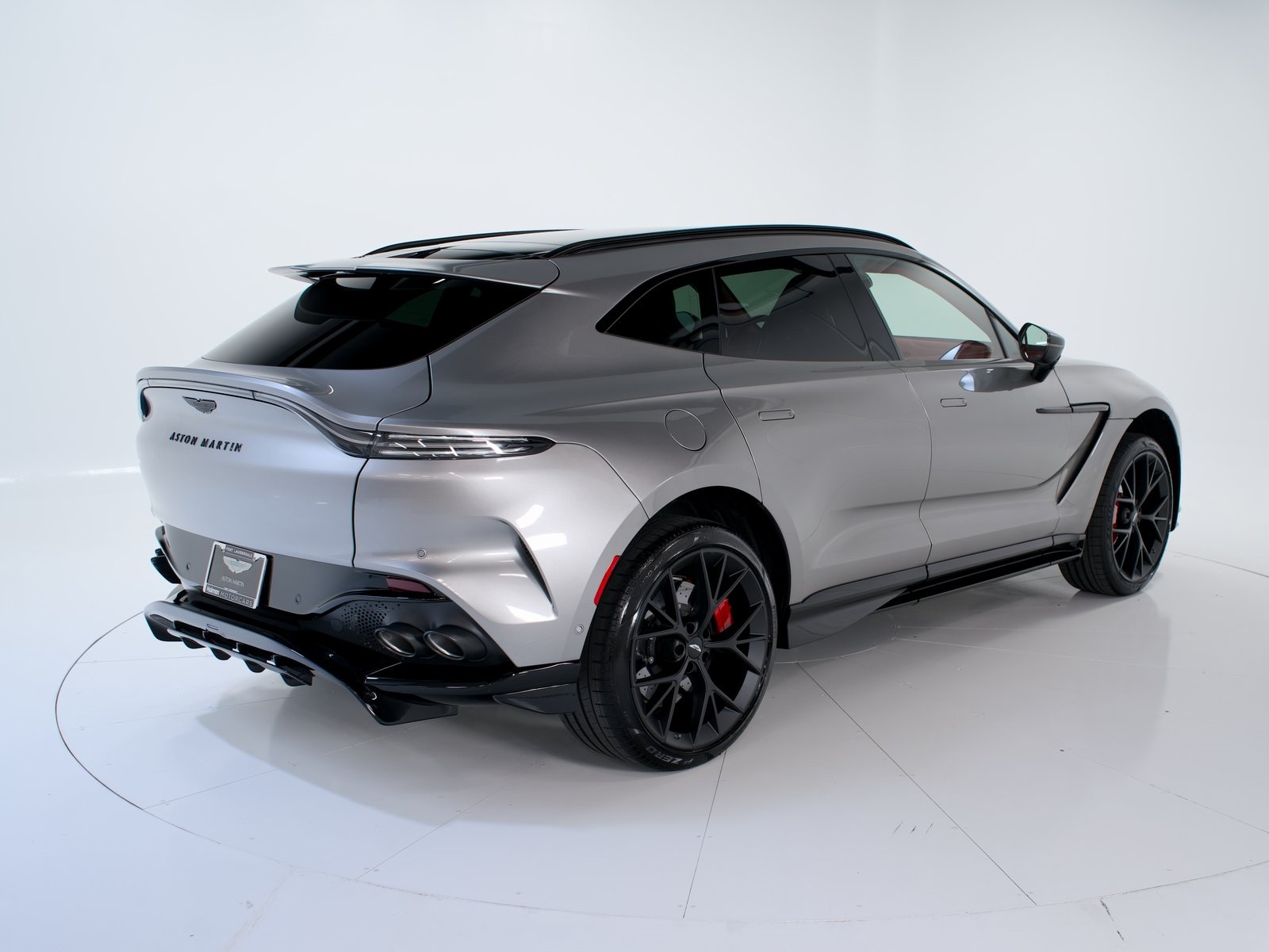 2025 Aston Martin DBX AM8 DBX707 photo 4