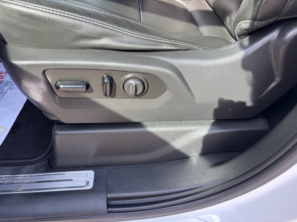 Photo of 2020 GMC Sierra 1500 SLT in Jacksonville, NC - 11,  2020 GMC Sierra 1500 SLT:16953G