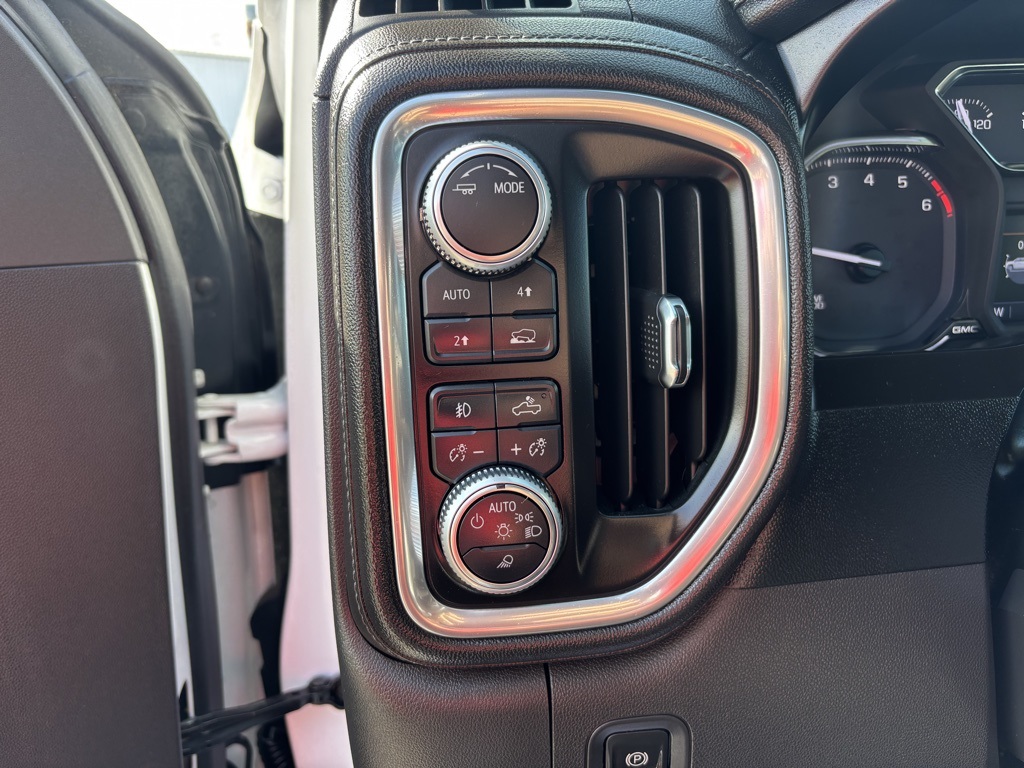 Photo of 2020 GMC Sierra 1500 SLT in Jacksonville, NC - 17,  2020 GMC Sierra 1500 SLT:16953G