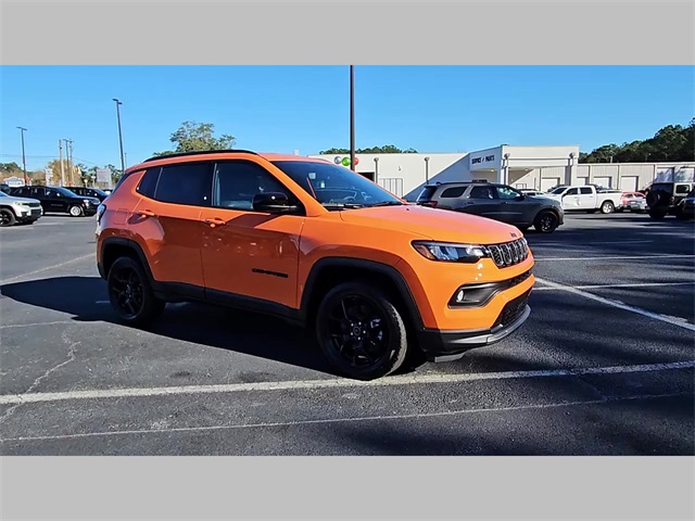 2026 Jeep Compass Latitude Altitude