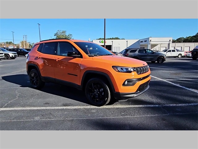 2026 Jeep Compass Latitude Altitude