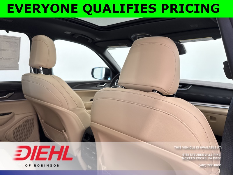 2025 Jeep Grand Cherokee Limited photo 6
