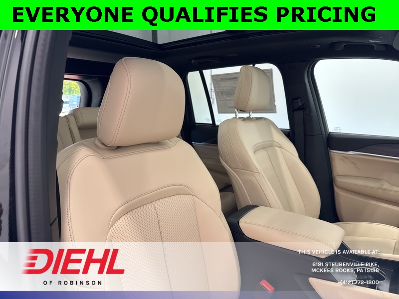 2025 Jeep Grand Cherokee Limited photo 7