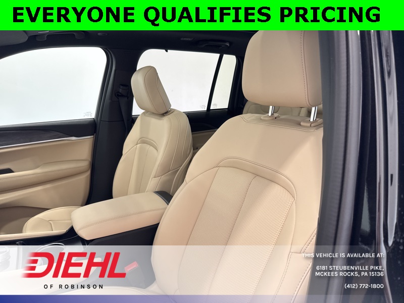 2025 Jeep Grand Cherokee Limited photo 11