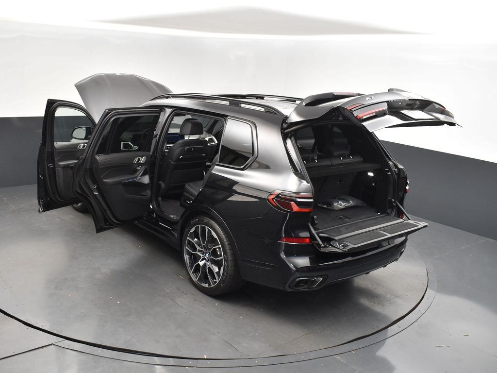 2024 Black Sapphire Metallic BMW X7 M60i AWD SUV