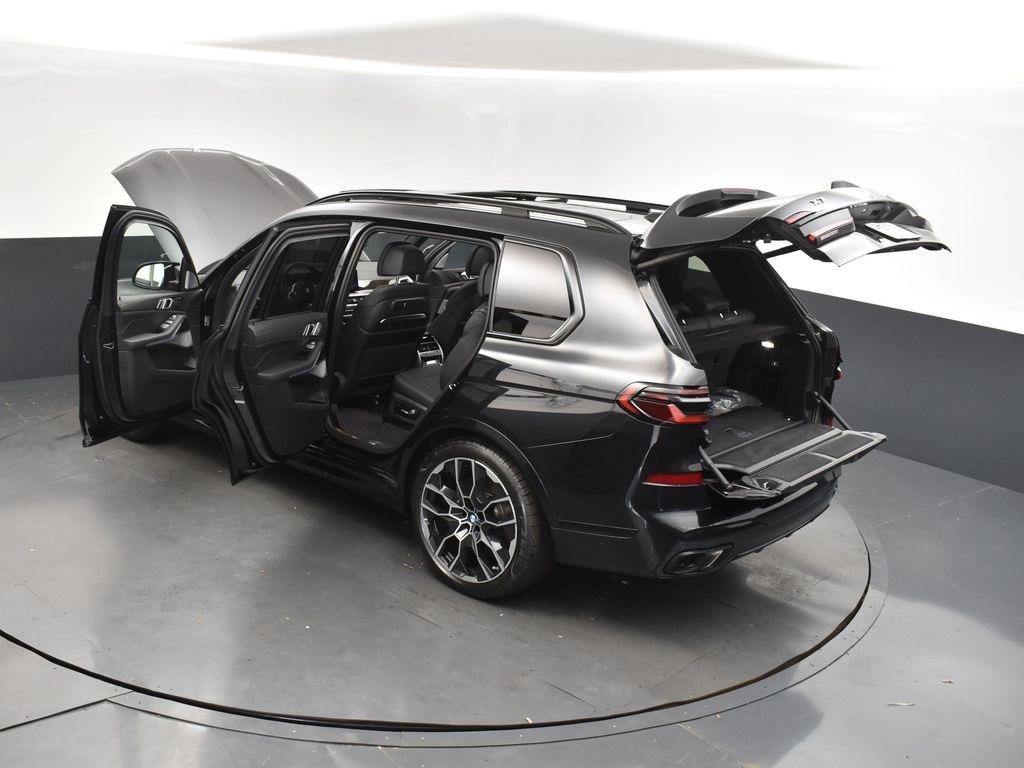2024 Black Sapphire Metallic BMW X7 M60i AWD SUV