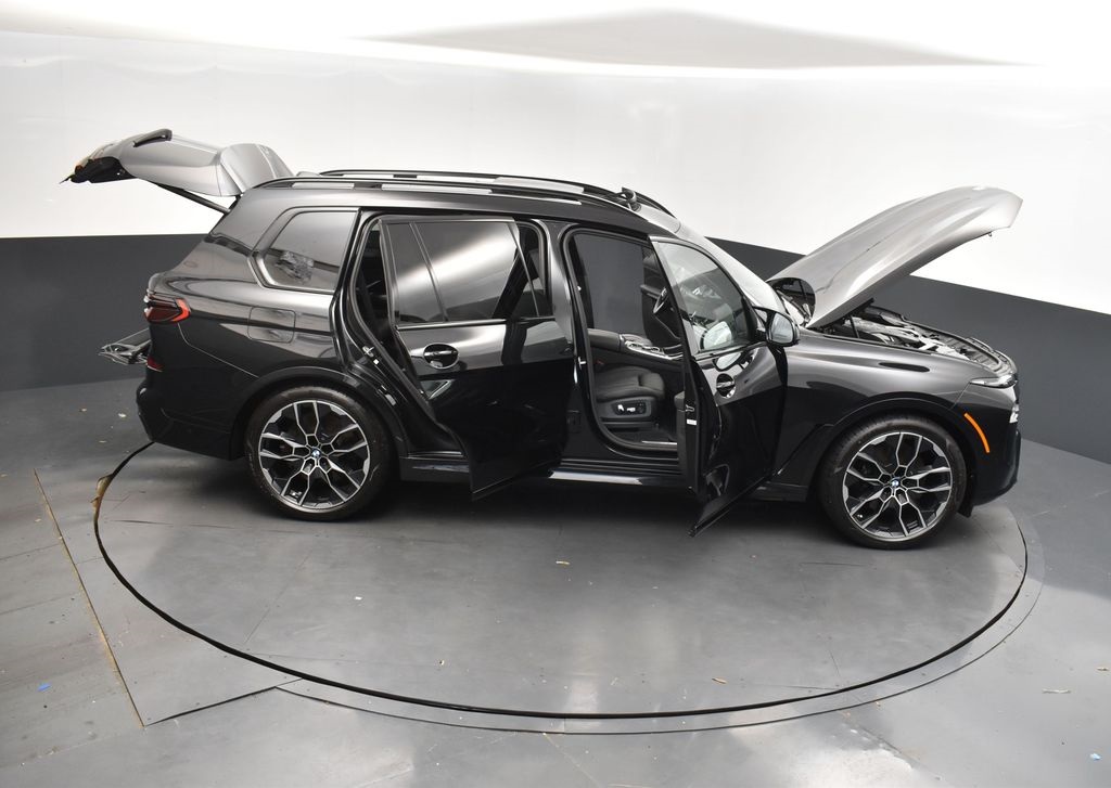 2024 Black Sapphire Metallic BMW X7 M60i AWD SUV