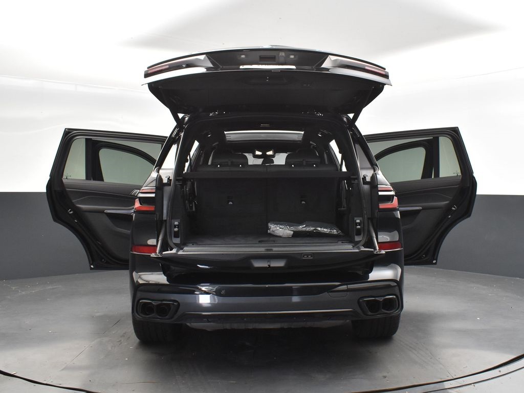 2024 Black Sapphire Metallic BMW X7 M60i AWD SUV