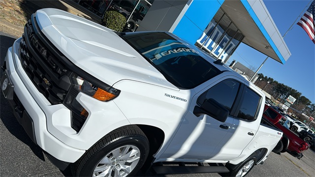 used 2022 Chevrolet Silverado 1500 car, priced at $29,998