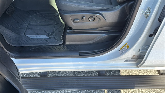 used 2022 Chevrolet Silverado 1500 car, priced at $29,998