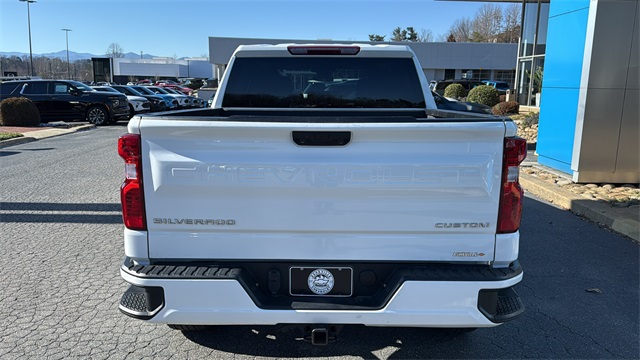 used 2022 Chevrolet Silverado 1500 car, priced at $29,998