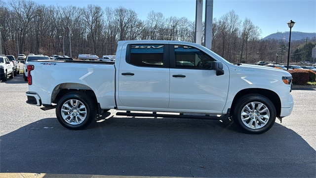 used 2022 Chevrolet Silverado 1500 car, priced at $29,998