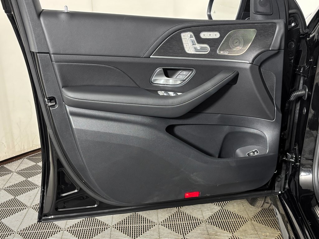 new 2026 Mercedes-Benz GLE car, priced at $101,850