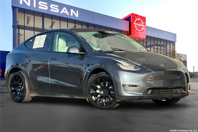 Used 2020 Tesla Model Y Long Range with VIN 5YJYGDEE3LF017455 for sale in Huntington Beach, CA