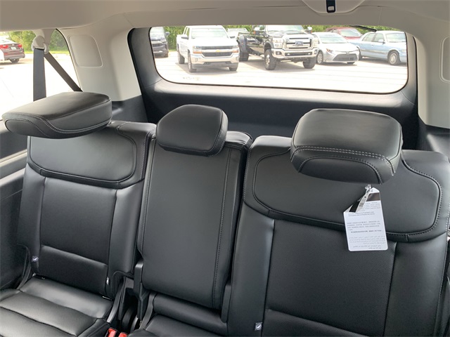2025 Glacier Gray Metallic TriCoat Ford Expedition Max Platinum 4X4 SUV