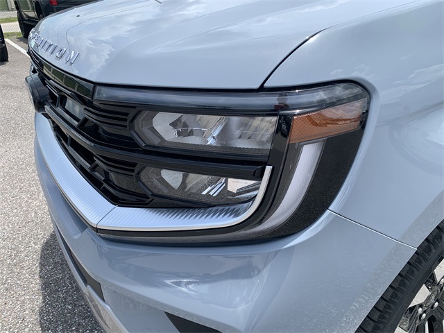 2025 Glacier Gray Metallic TriCoat Ford Expedition Max Platinum 4X4 SUV