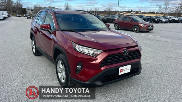 2020 Toyota RAV4 XLE's photo