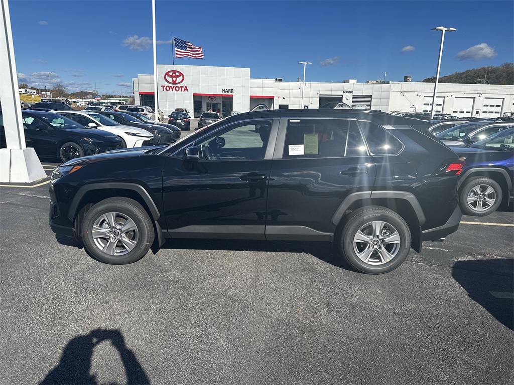 New 2025 Toyota RAV4 SUV