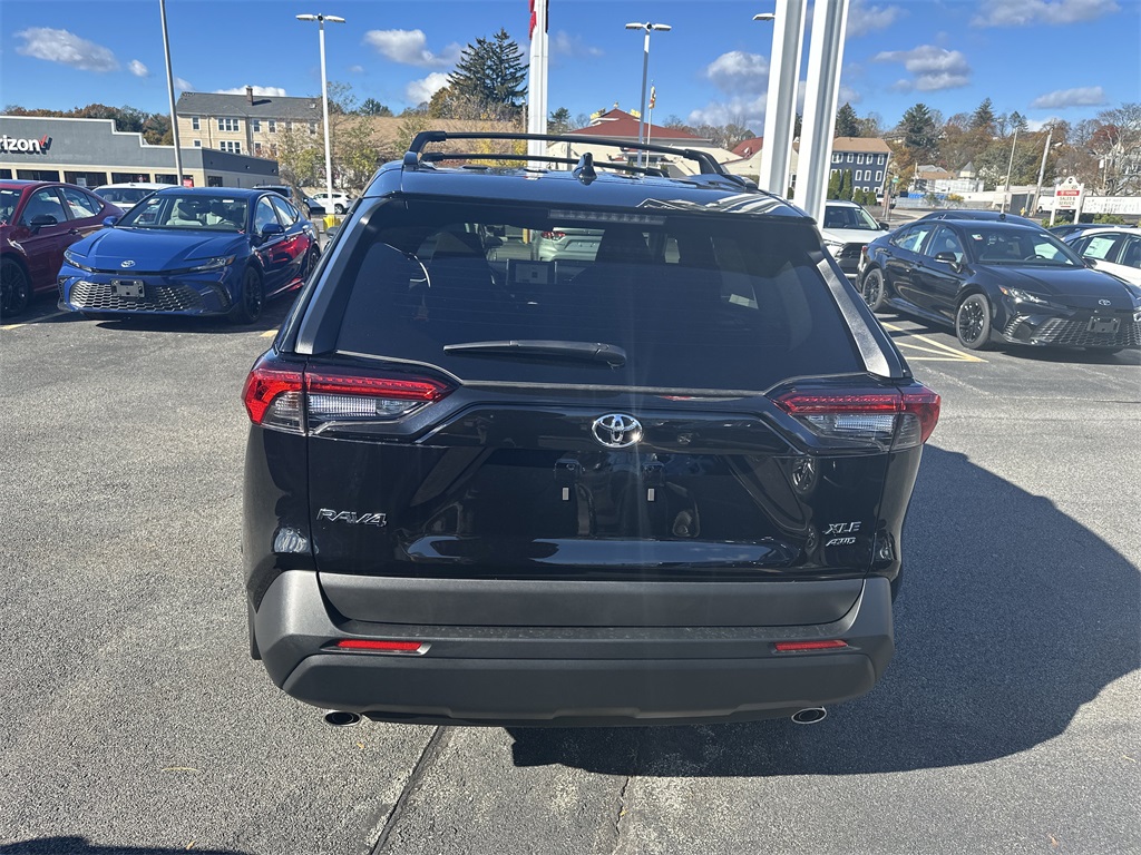New 2025 Toyota RAV4 SUV