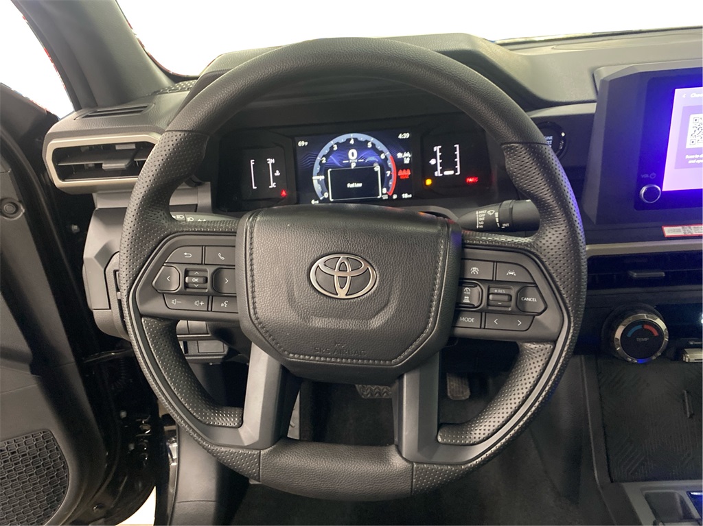 2025 Toyota Tacoma SR Double Cab photo 10