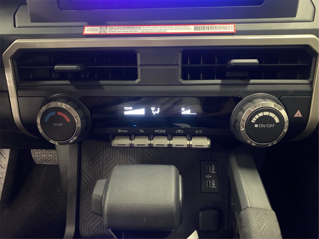 2025 Toyota Tacoma SR Double Cab photo 16