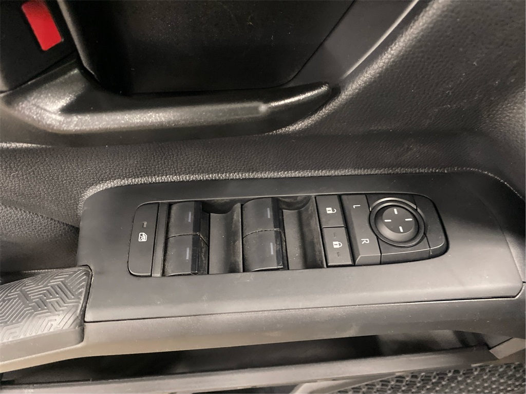 2025 Toyota Tacoma SR Double Cab photo 22