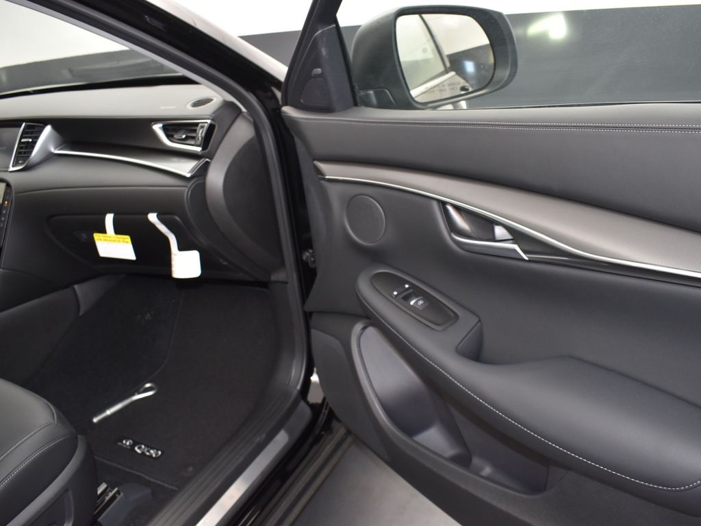 2025 Obsidian Infiniti QX50 PURE AWD SUV