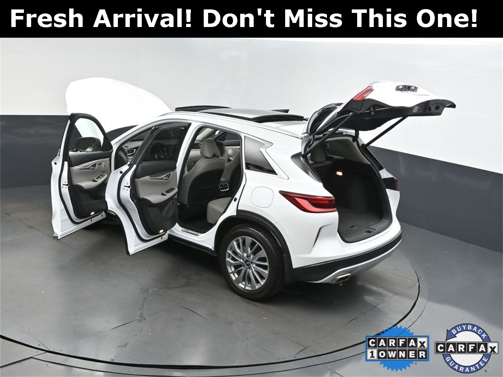 2023 White INFINITI QX50 LUXE FWD SUV
