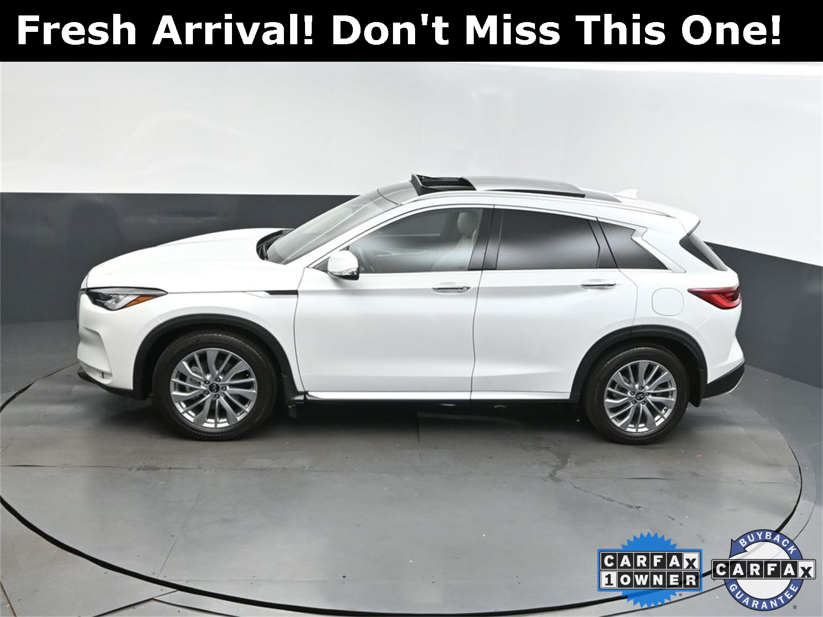 2023 White INFINITI QX50 LUXE FWD SUV